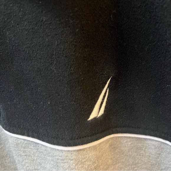 Men’s Nautica Pullover Quarter Zip Sweater Black and Gray XL - Picture 2 of 5